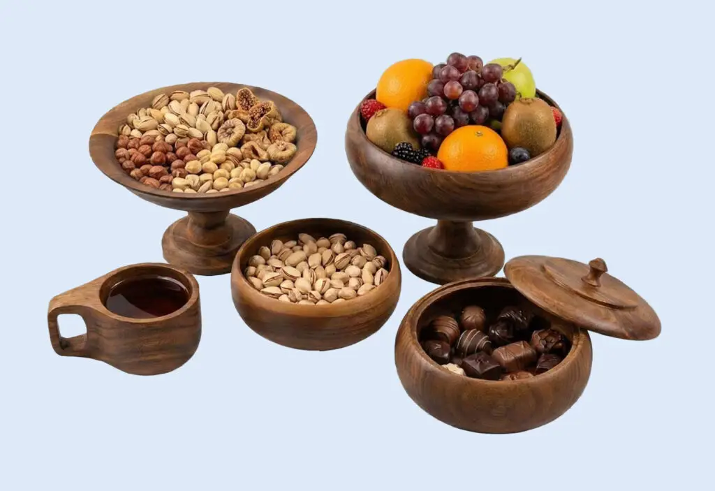 سرویس پذیرایی چوبی؛ کاسه، بشقاب و ظرف دربدار چوب گردو دستساز